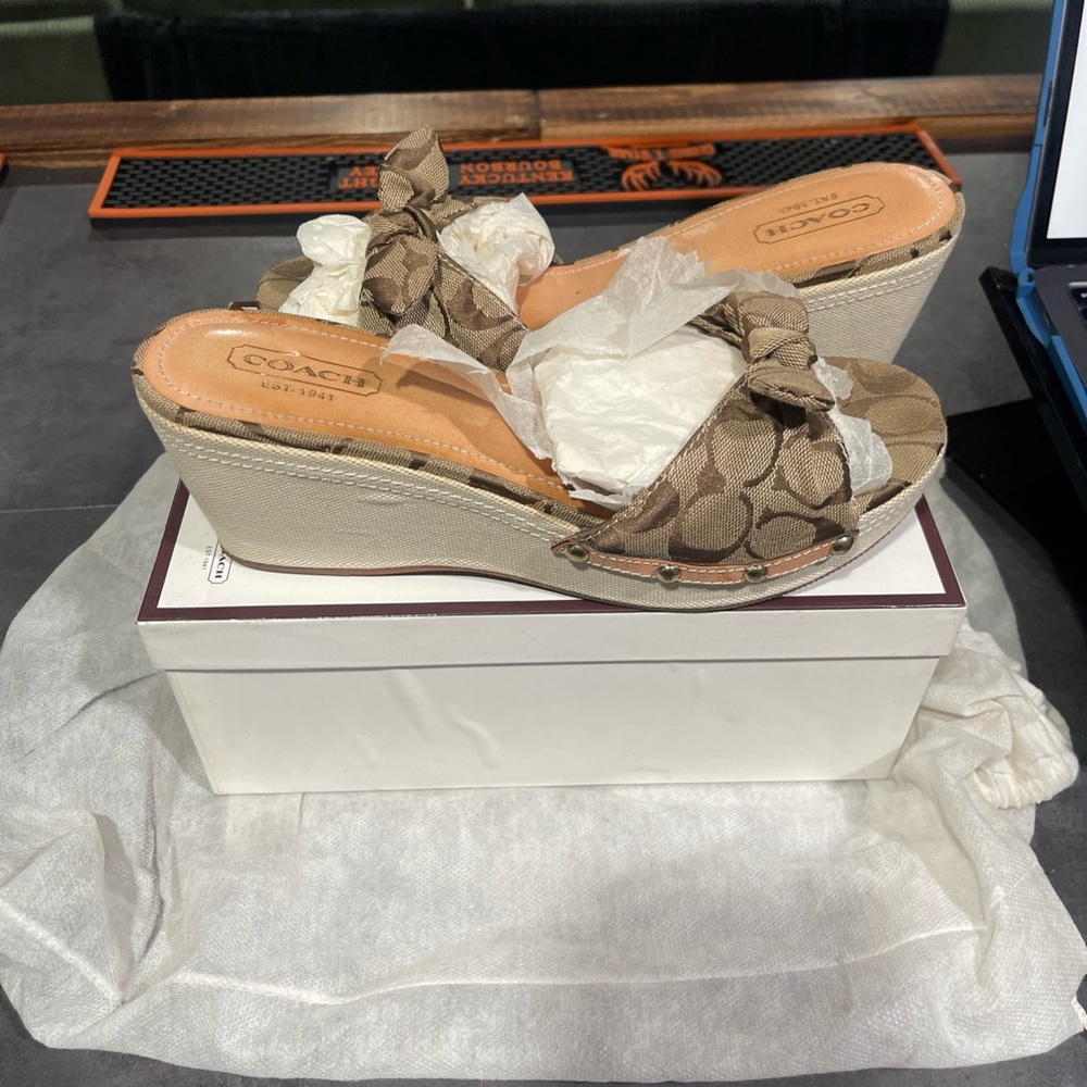 Brand New Vintage Coach A8207 LORAH